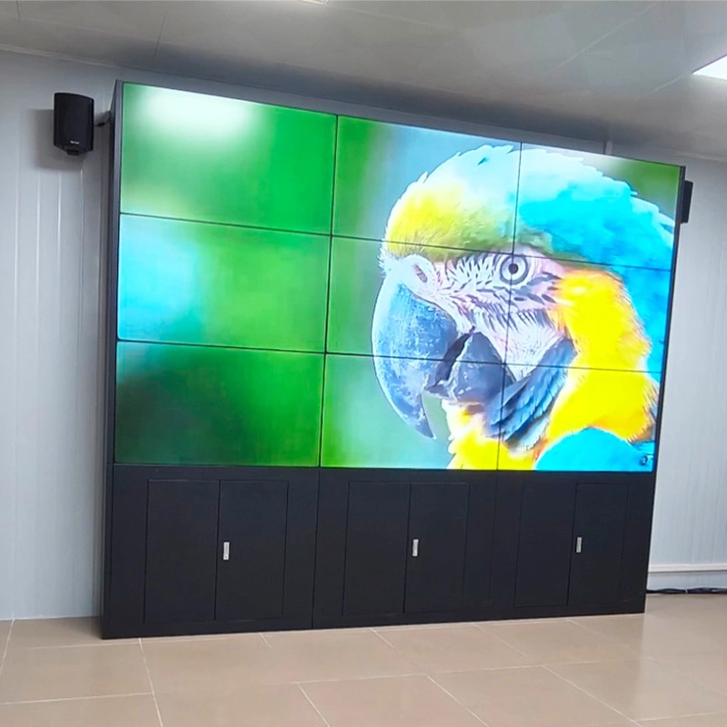 Qtenboard 46-inch LCD Video Wall Transforms Singapore Smart Medical Center