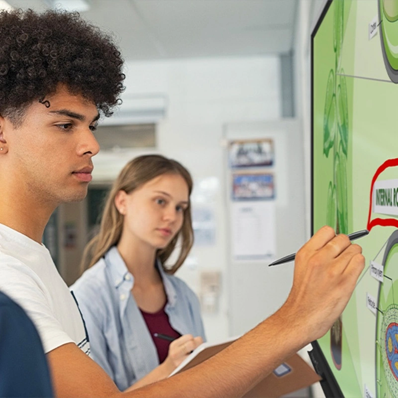 Qtenboard Interactive Display with AI & Google EDLA