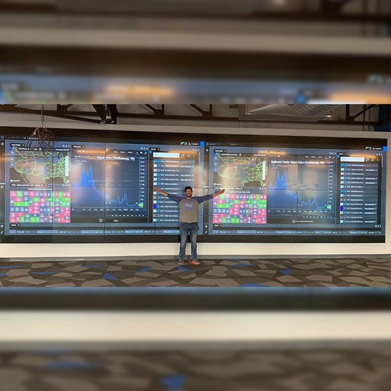 What Are the Advantages of LCD Video Wall?