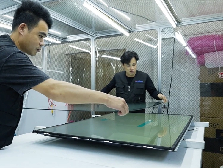 Qtenboard LCD video wall production process step 4 - Glass mounting