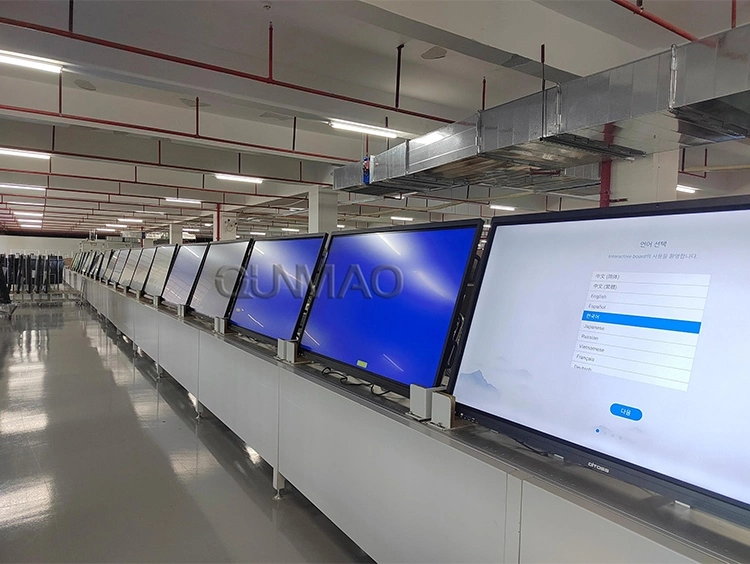 Qtenboard LCD video wall production process step 6 - Aging tests for quality control